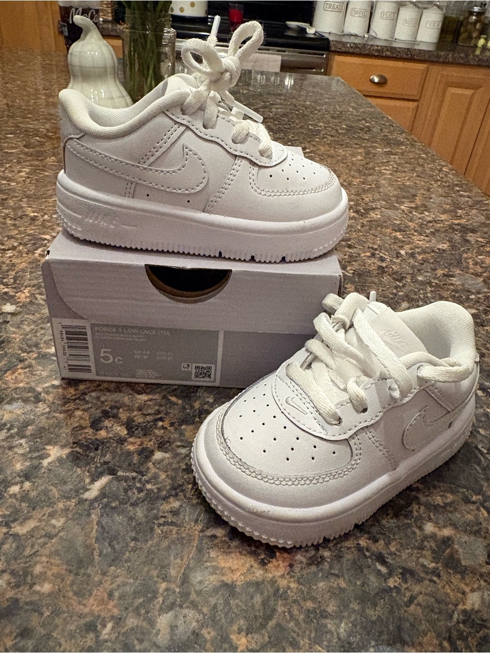 Nike Kids Air Force 1 White Low-Top Sneakers